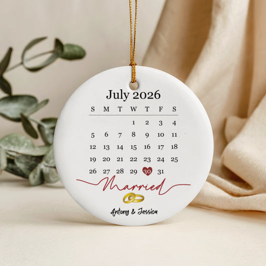 Personalized Married Calendar Date Ceramic Ornament | Custom Wedding Keepsake Gift Round